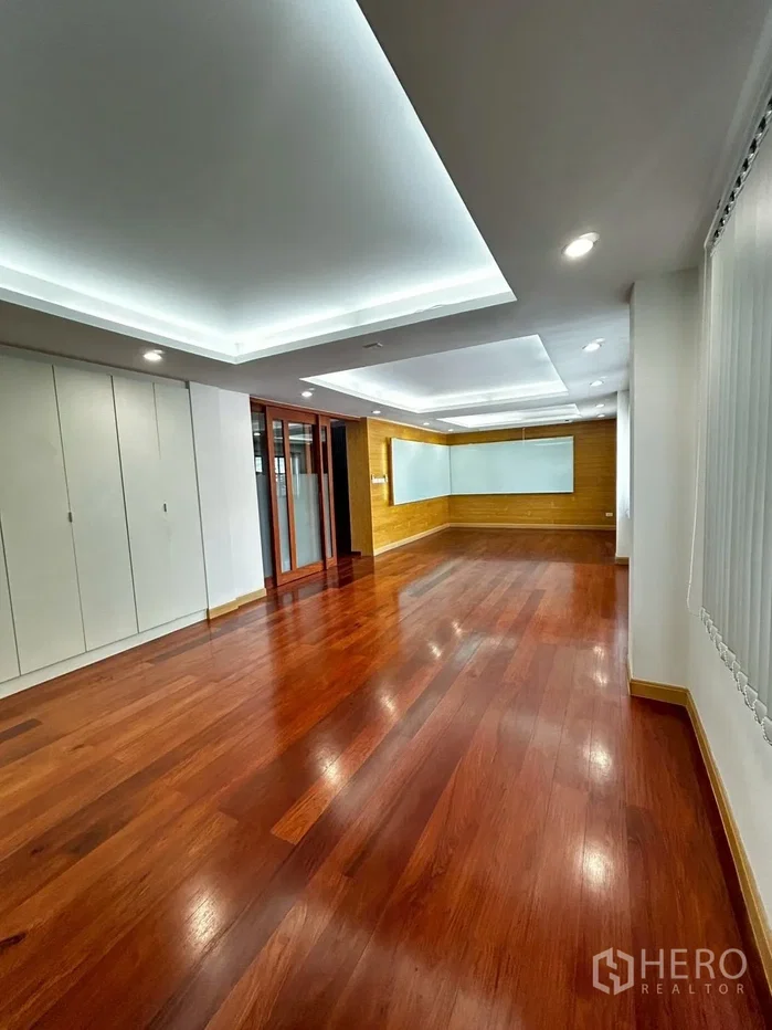 รูป ให้เช่าหรือขาย โชว์รูม 860 ตรม ราชาเทวะ บางพลี สมุทรปราการ - รูปที่ 18/20