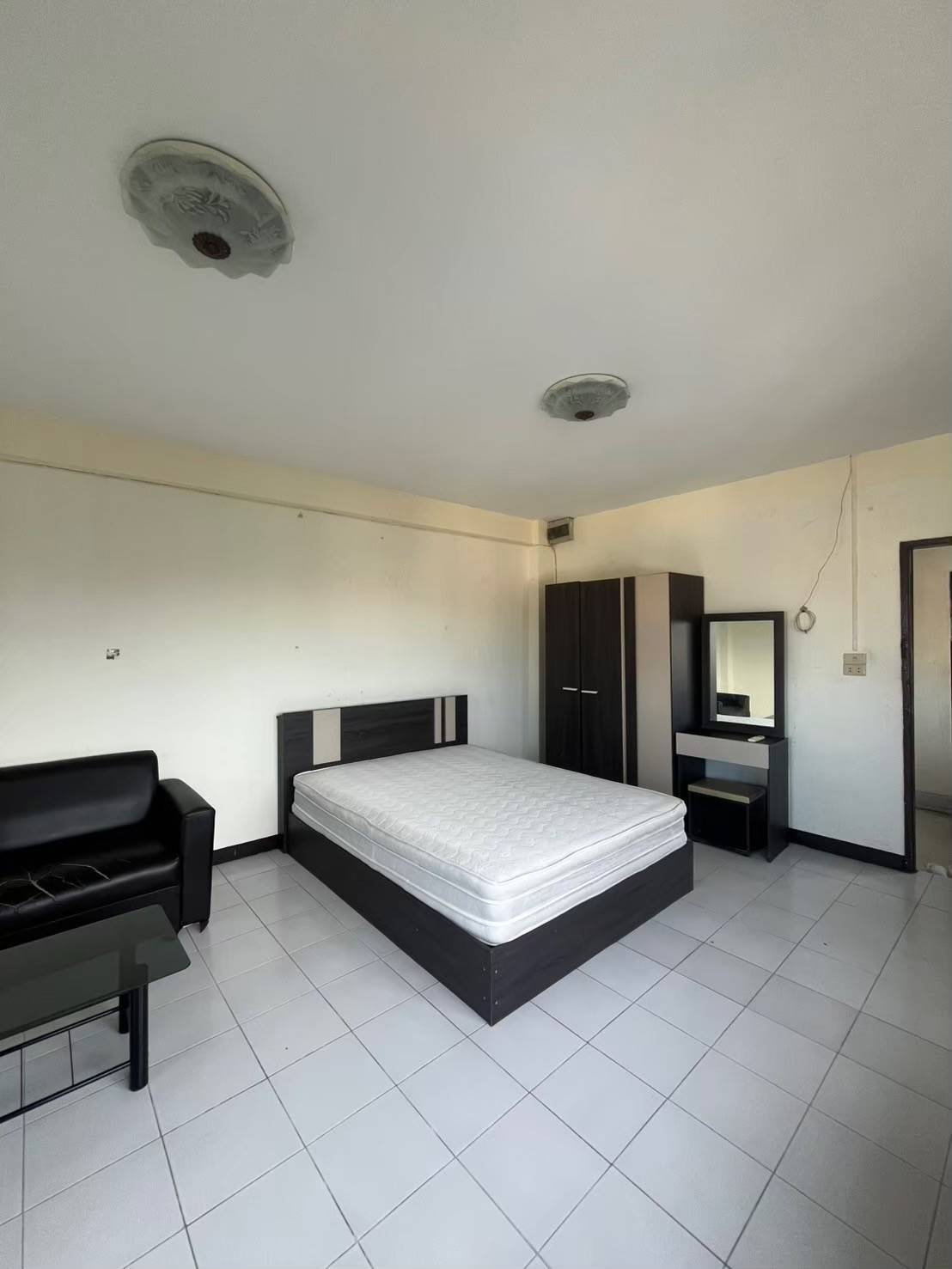 ให้เช่าคอนโด 107 แบริ่ง คอนโด (107 Baring Condo) เฟอร์ครบ พร้อมเข้าอยู่ สิ้นเดือนกันยา69