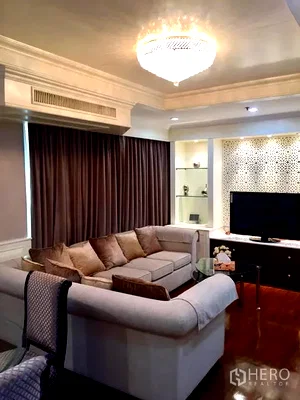 Condos for sale : For sale 2 Bedroom Condominium in Asoke Place in Khlong Toei Nuea, Watthana, Bangkok BTS Asok MRT Sukhumvit