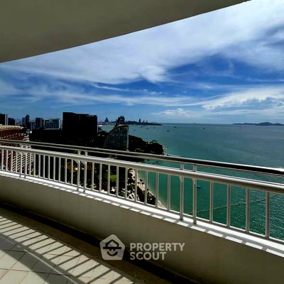 คอนโดให้เช่า : เลี้ยงสัตว์ได้ 3 ห้องนอน 265 ตร.ม. Saranchol Condominium Wong Amat (ID 3291716)