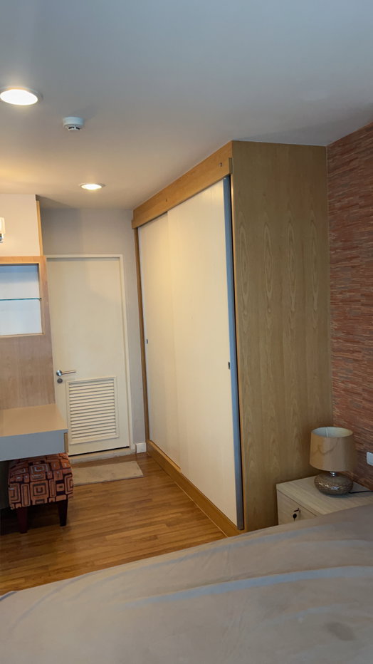 รูป Best Price! The clover thonglor 14k (35sqm) - รูปที่ 8/11
