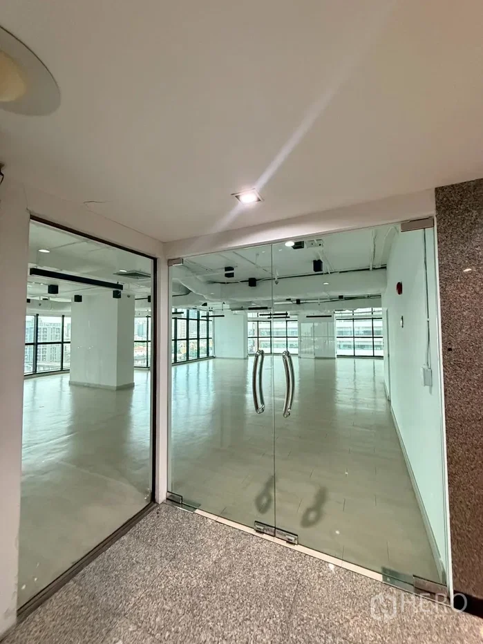 picture For rent Office Space 200 sqm in Watthana, Bangkok - 2/8