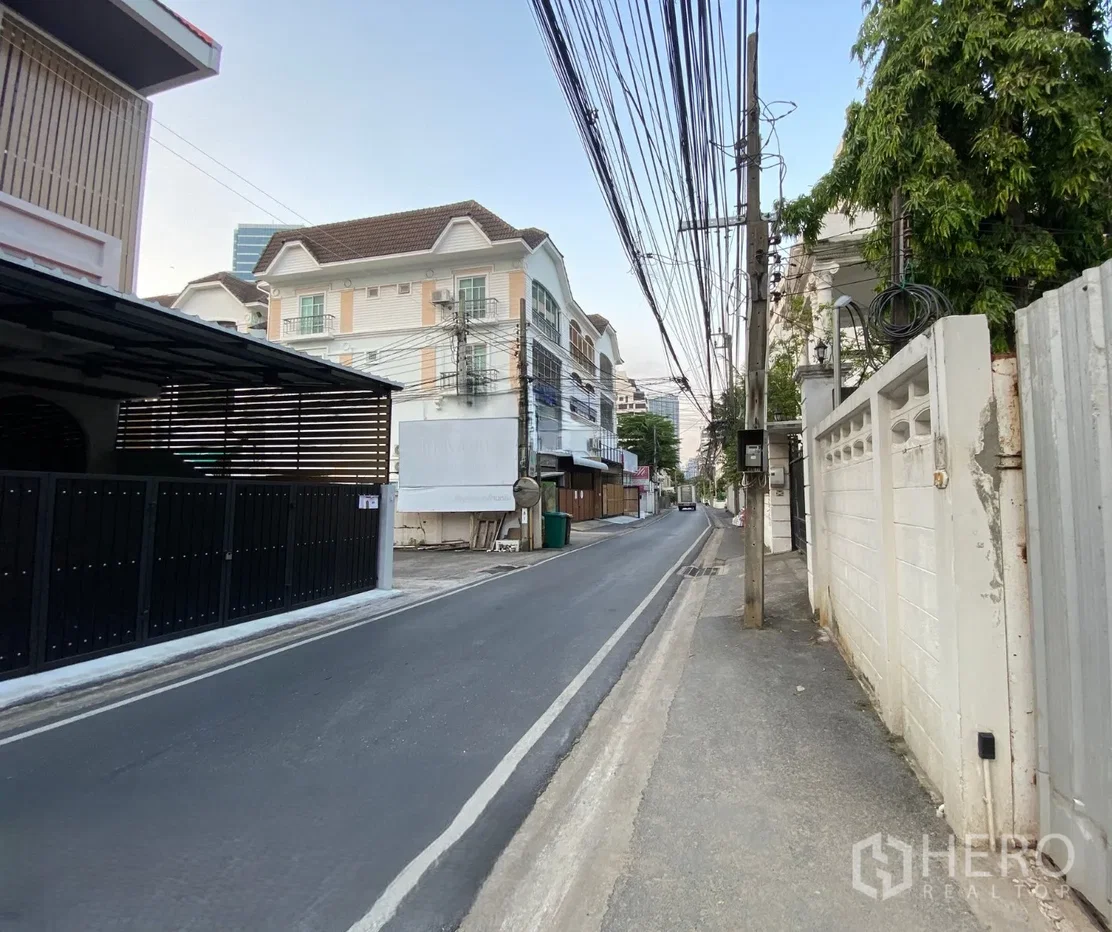 รูป ที่ดิน 26 ตรว สามเสนใน พญาไท กรุงเทพมหานคร BTS อารีย์ - รูปที่ 2/9
