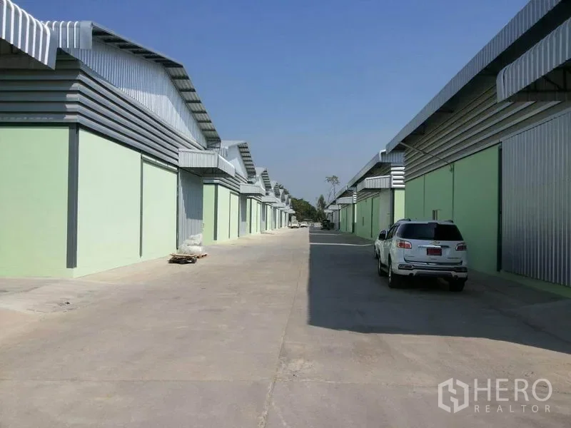 รูป ให้เช่า โกดัง 375 ตรม ลำลูกกา ปทุมธานี - รูปที่ 1/5