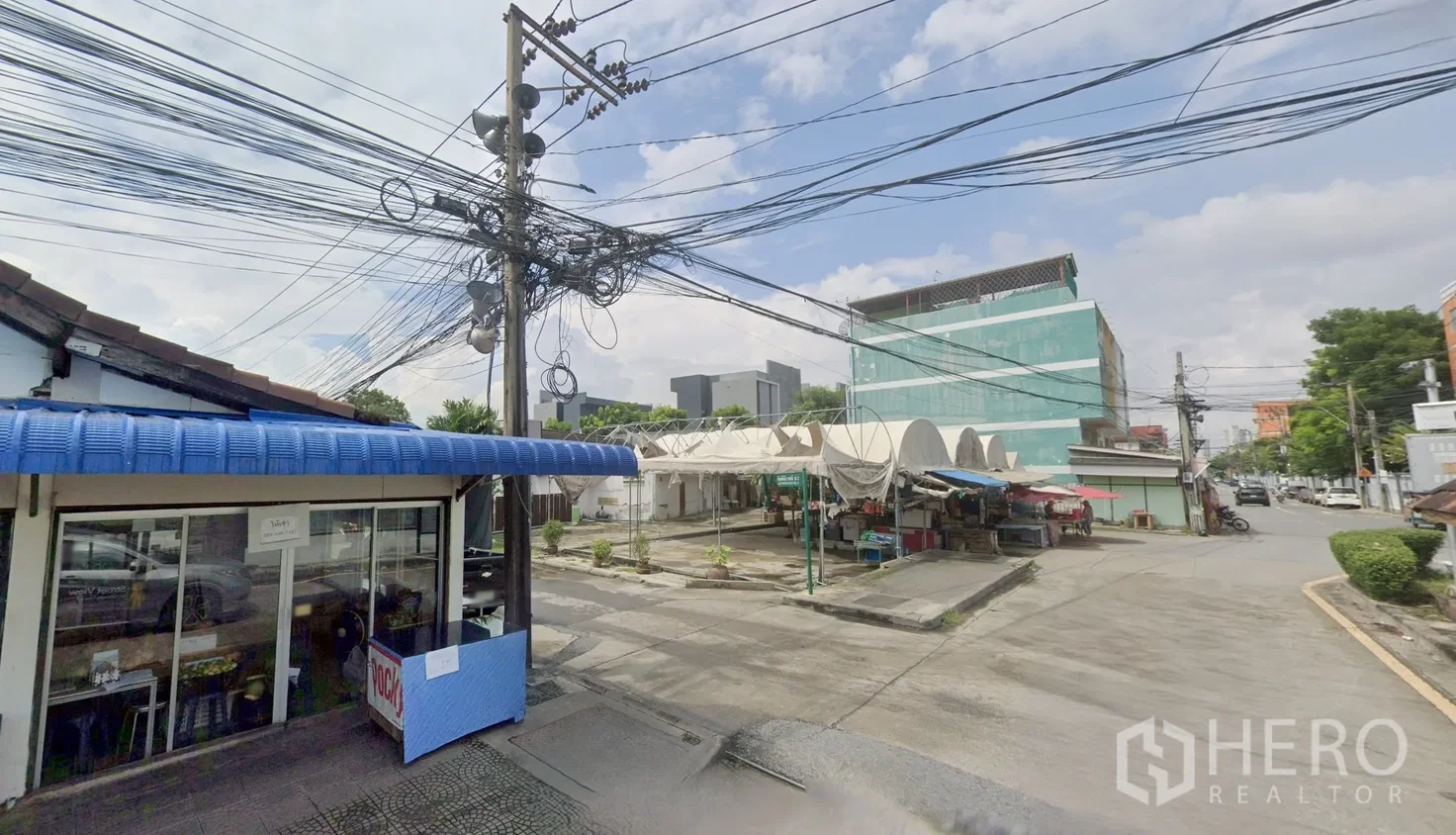 picture Land 479 sq.w. in Hua Mak, Bang Kapi, Bangkok - 1/4