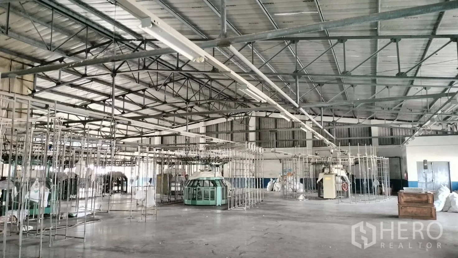 รูป ให้เช่า โรงงาน 2160 ตรม ทับยาว ลาดกระบัง กรุงเทพมหานคร - รูปที่ 4/12