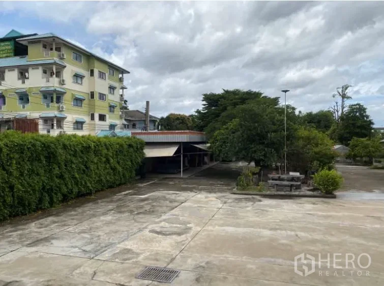 รูป ที่ดิน 899 ตรว ลาดกระบัง ลาดกระบัง กรุงเทพมหานคร - รูปที่ 3/5