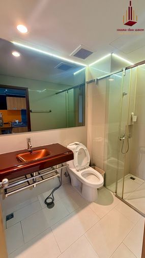 Studio condo for rent, 43 sqm, Villa Sathorn