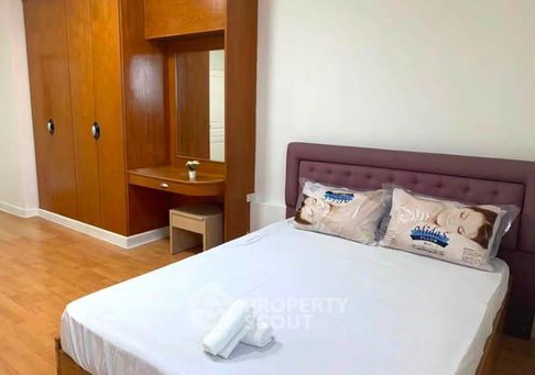 2-BR Condo At The Waterford Park Sukhumvit 53 Near BTS Thong Lor (ID 3292505)