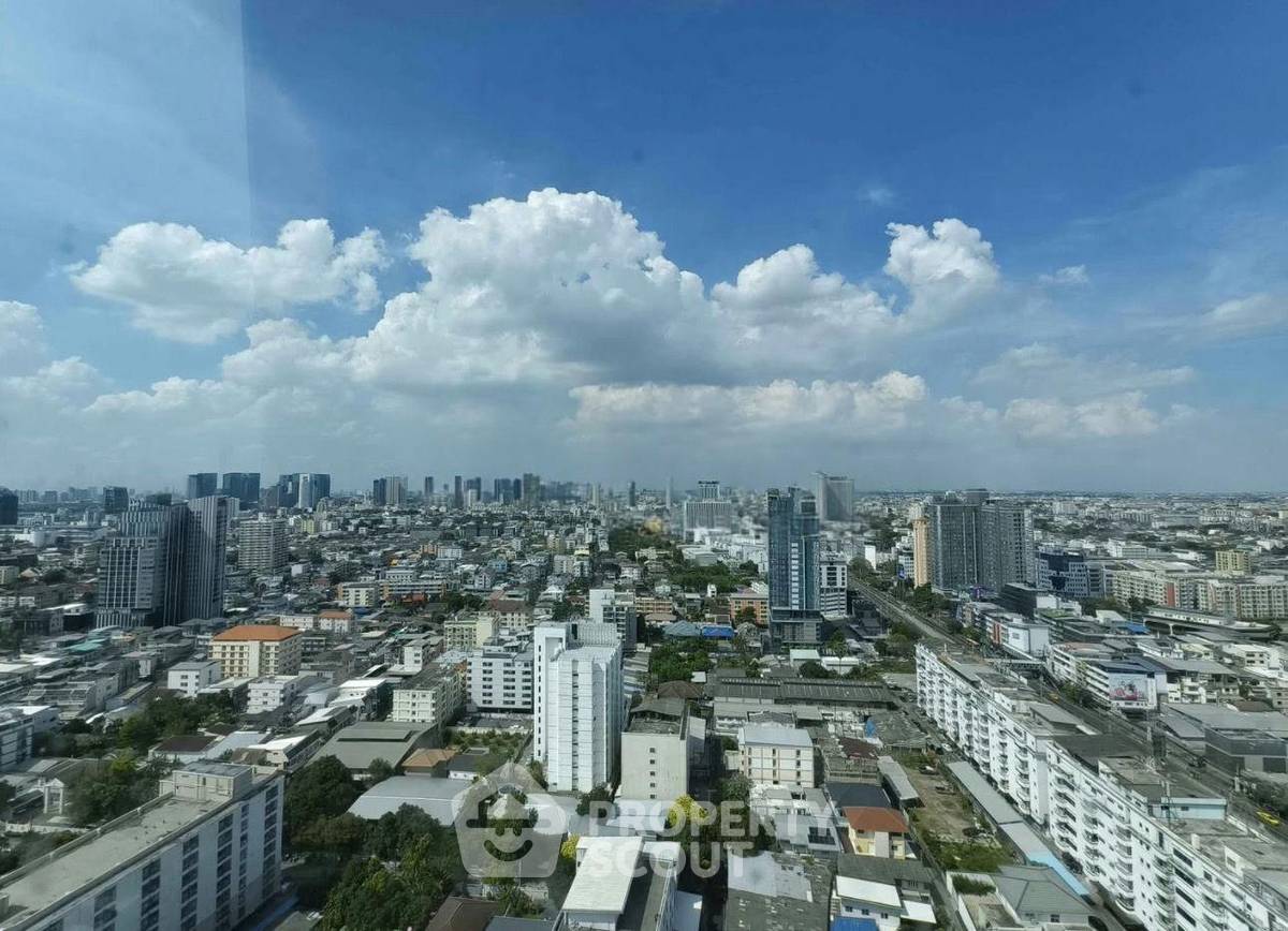 picture 2-BR Condo at Quinn Condo Ratchada 17 near MRT Sutthisan (ID 3290453) - 8/8