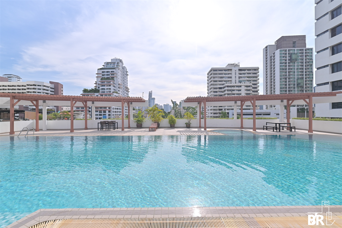picture Supalai Place Sukhumvit 39 Popular units sell out fast - 9/9