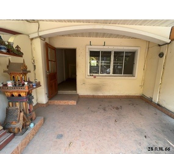 3-bed townhouse for sale, 20 sq wah, Royal Saimai Village