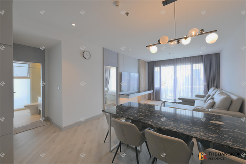 The Prime 11 Great price, prime location near BTS Nana
