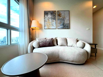 ขายคอนโด : LTH16162 - Luxury Condo for Sale Krung Thon Buri | Q House Sathorn | 77 sq.m. | 2 Beds 2 Baths | BTS Krung Thon Buri | 10.2 MB