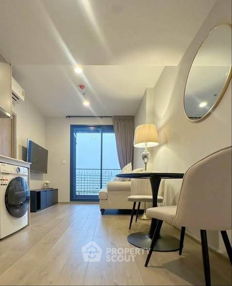 รูป คอนโด 1-ห้องนอน ที่ เดอะ คราวน์ เรสซิเดนท์เซส ใกล้ MRT คลองเตย (ID 3297306) - รูปที่ 1/14