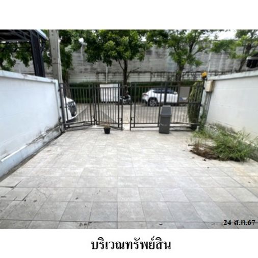3-bed townhouse for sale, 21.6 sq wah, Baan Klang Muang Ladprao 87