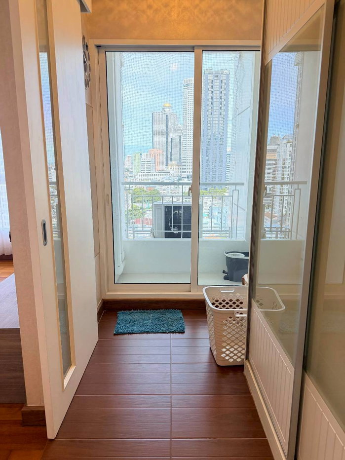 รูป ให้เช่า คอนโด ivy. สาธร 10   67.5  ตรม  2ห้องนอน2ห้องน้ำ  เฟอร์นิเจอร์เครื่องเครื่องใช้ไฟฟ้าครบ  วิวด้านสาทร ชั้น  18   - รูปที่ 11/17