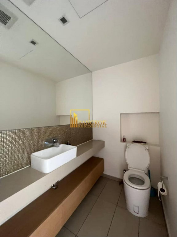 รูป The Lofts Ekkamai | Modern 2 Bedroom Duplex Condo - BR15068CD - รูปที่ 7/23