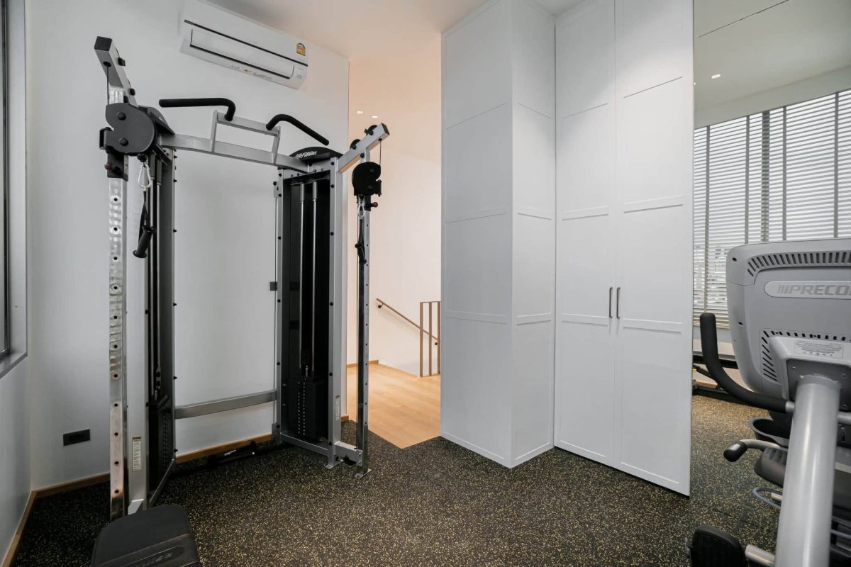 รูป 🔥LUXE 35 - 4 Bedrooms for RENT ONLY 150K 🔥 - รูปที่ 18/25