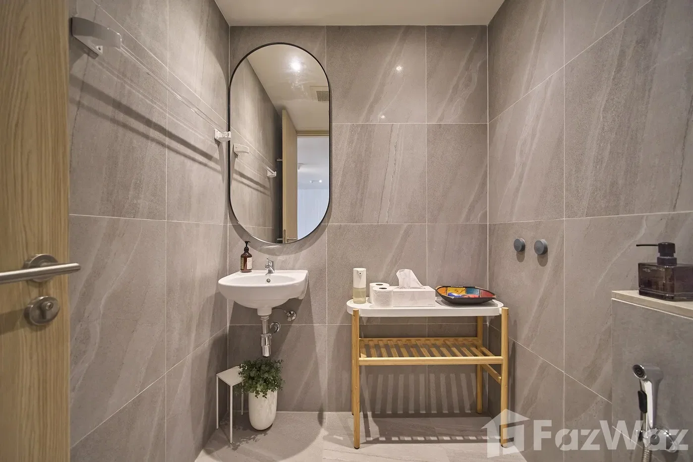 picture A Two Bedrooms Duplex in Thong Lor 6762555 - 12/25