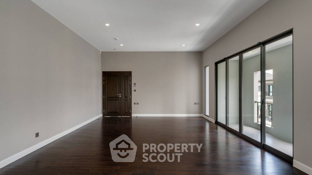 รูป บ้าน 4 ห้องนอน ขนาด 510 ตร.ม. ขายที่ Grand Bangkok Boulevard Sukhumvit – Srinakarin (ID 3298186) - รูปที่ 12/33
