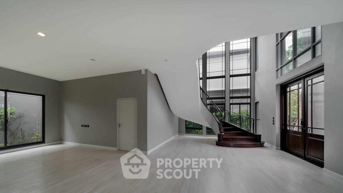 รูป บ้าน 4 ห้องนอน ขนาด 510 ตร.ม. ขายที่ Grand Bangkok Boulevard Sukhumvit – Srinakarin (ID 3298186) - รูปที่ 29/33