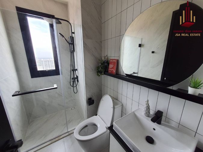 2-bed condo for rent, 49 sqm, Chapter Charoennakhon - Riverside