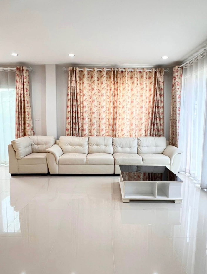 รูป 🏡 ให้เช่าบ้านเดี่ยว เฟอร์นิเจอร์ครบ พร้อมเข้าอยู่ ในโครงการคุณภาพ สิ่งแวดล้อมดี ความปลอดภัยสูง ใกล้ห้างสรรพสินค้า, โรงเรียนนานาชาติ และอื่นๆอีกมากมาย - รูปที่ 10/20