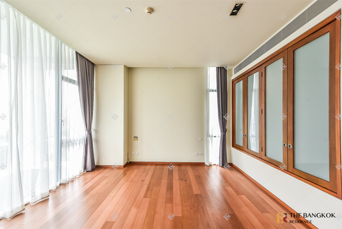 The Sukhothai Residences Convenient Travel, Great Value per Square Meter