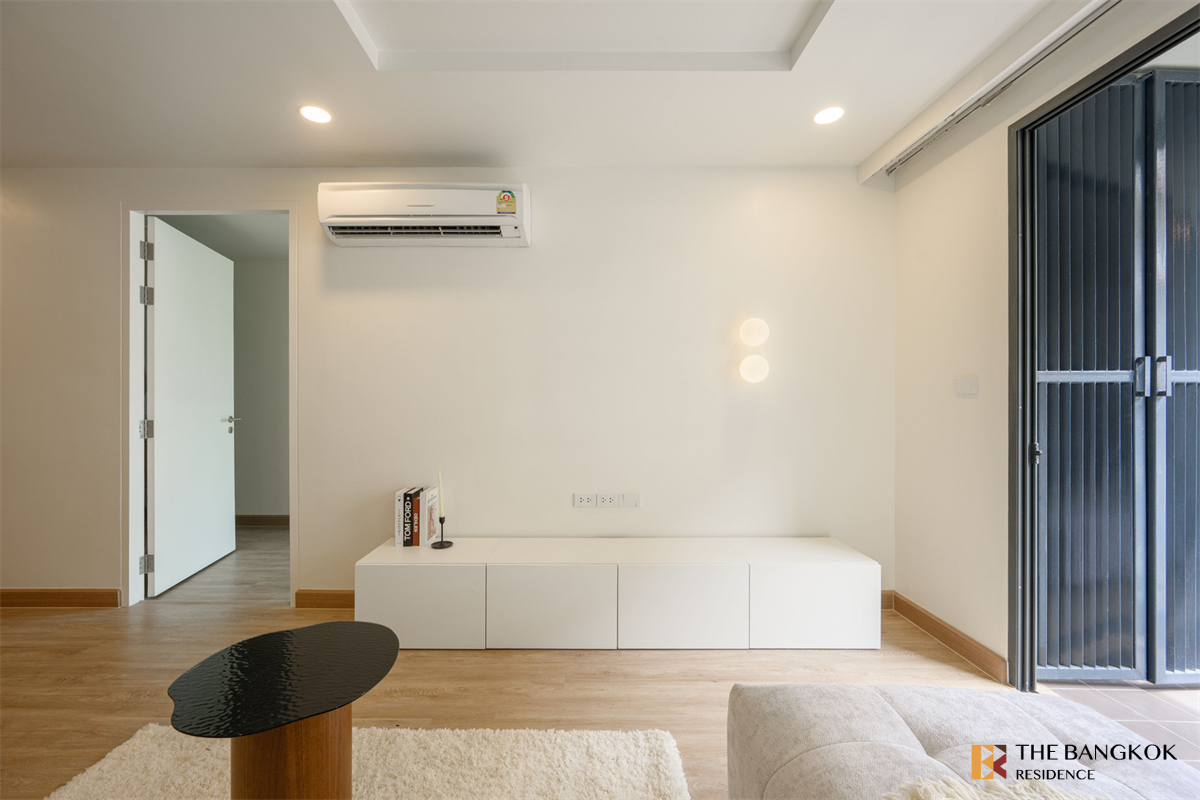 picture Voque Sukhumvit 16 High-potential Location, Not as Expensive as You Think - 3/10