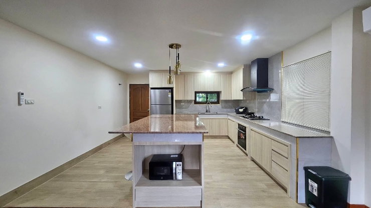 รูป 🏡 Spacious House Near Ruamchok Mall & Central Festival,NIS School. - รูปที่ 3/17