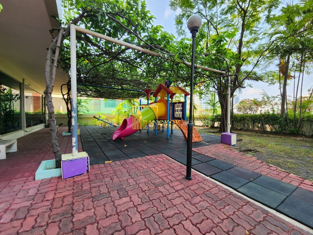 picture DS Tower 1 | Spacious 4 Bedroom Property in Phrom Phong Area - BR18279CD - 29/37