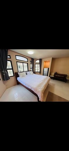 4-bed townhouse for rent, 350 sqm, 350 sq wah, Chicha Castle