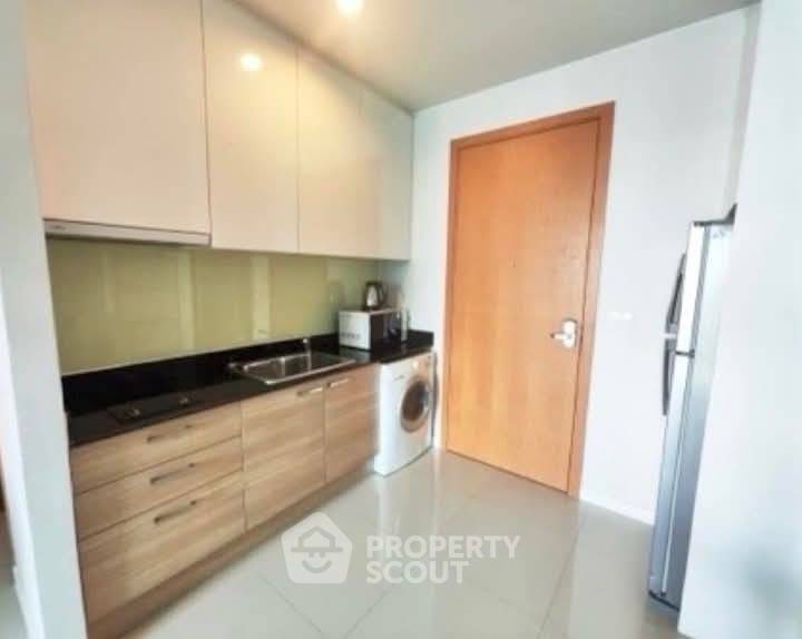 picture 1-BR Condo at Circle Condominium near MRT Phetchaburi (ID 1959676) - 2/7