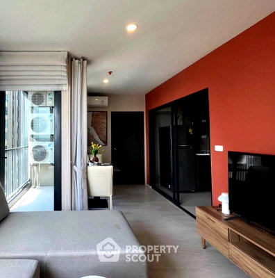 Condos for rent : 15th-Floor 2-BR Condo 100m To BTS Bang Chak At Ideo Sukhumvit 93 (ID 3294446)