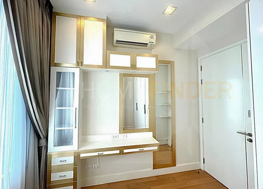 picture Equinox Phahol-Vibha 2 bedrooms, for rent - 8/13