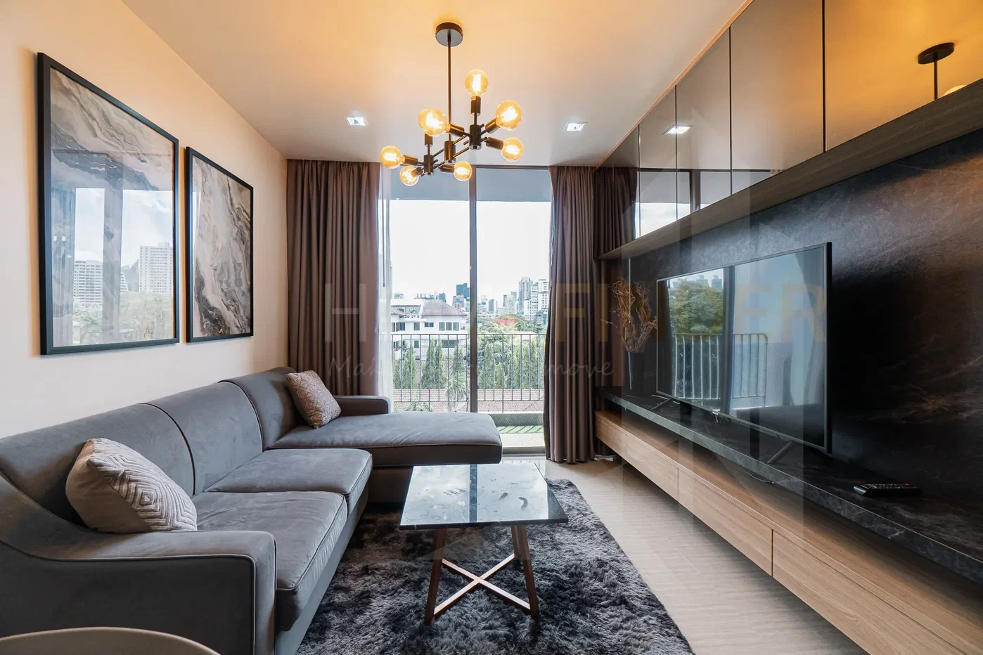 picture Downtown 49 HF-8365 2 bedrooms, for rent - 1/5