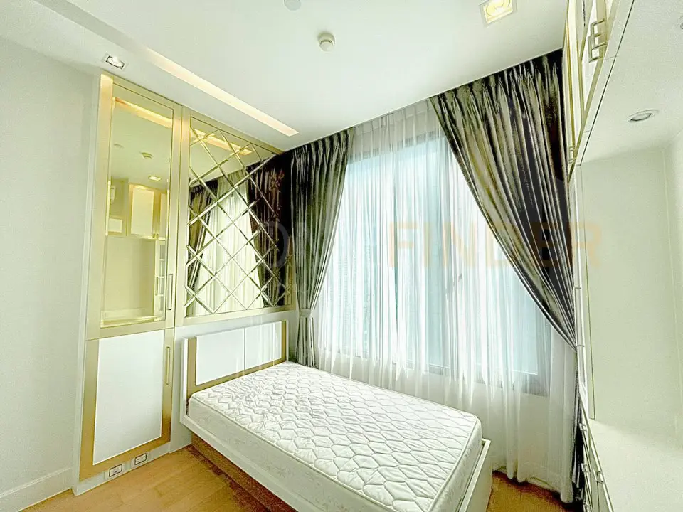 picture Equinox Phahol-Vibha 2 bedrooms, for rent - 6/13