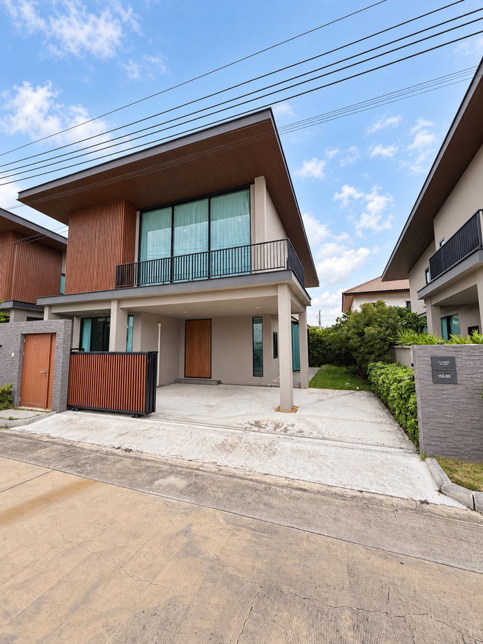 รูป เจ้าของขายเอง Areeya Como Primo บางนา 280 ตร.ม. 4 ห้องนอน 4 ห้องน้ำ - รูปที่ 1/17