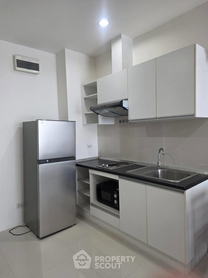 picture 2-BR Condo For Rent At Astra Condominium, Chan Kasem (ID 3295603) - 7/10