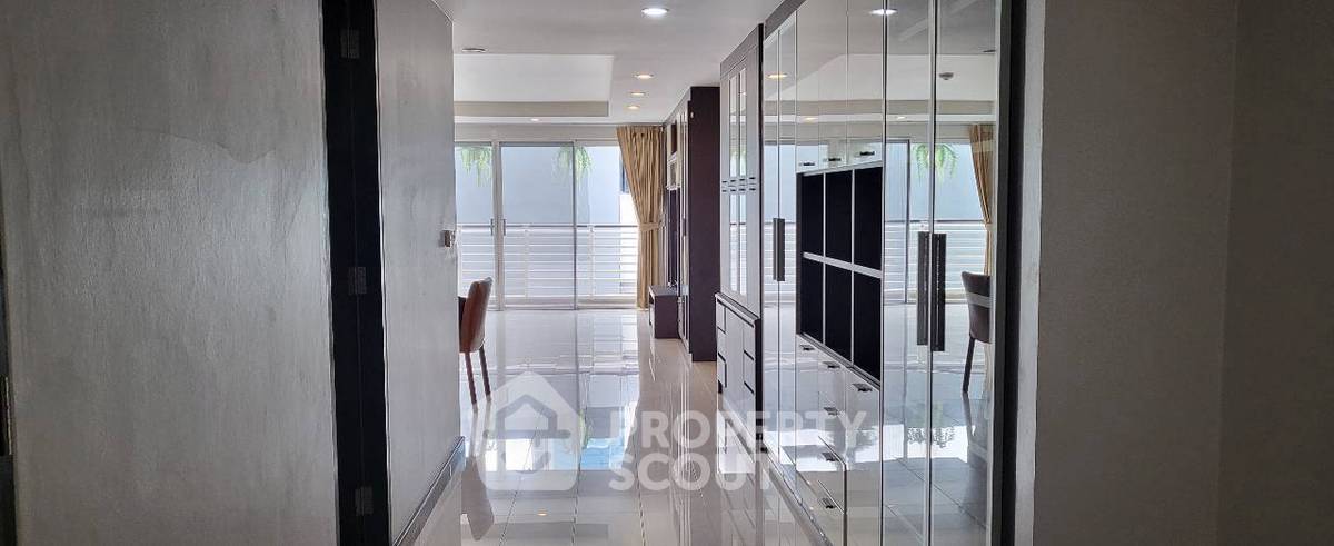 รูป คอนโด 3-ห้องนอน ที่ อเวนิว 61 คอนโดมิเนียม ใกล้ BTS ทองหล่อ (ID 3295397) - รูปที่ 7/22