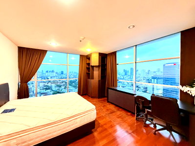 Condos for rent : Ready to move in❗️" Rhythm Ratchada " 2 Bed 2 Bath Size 73 Sq.m. Near MRT-Ratchada 