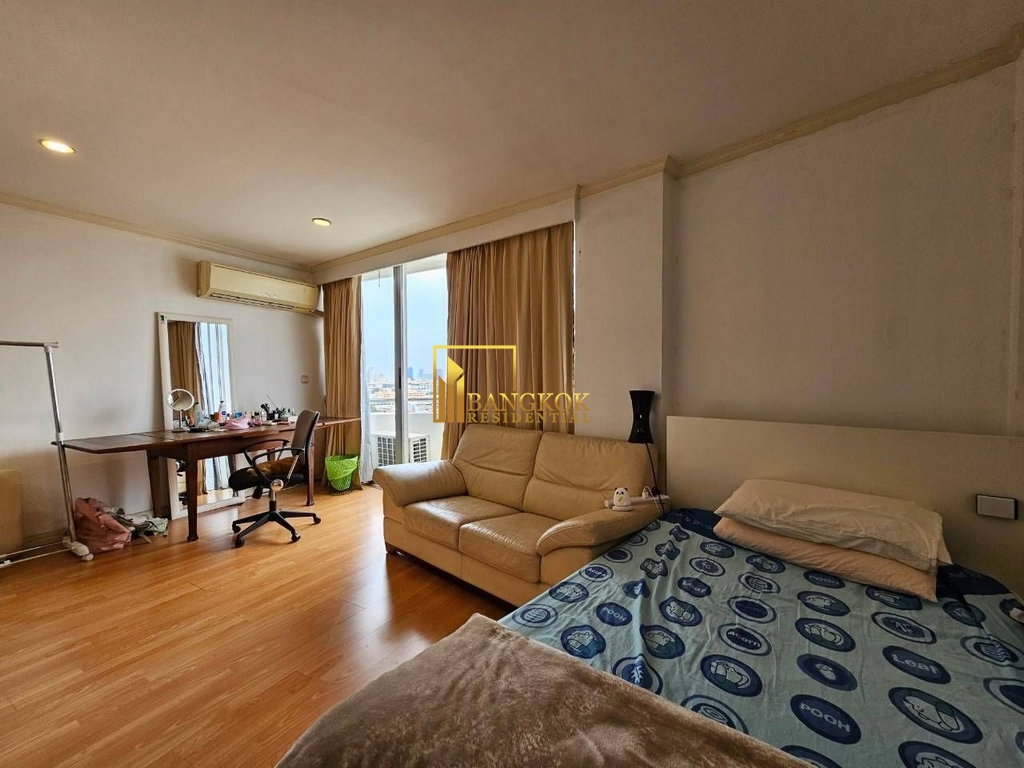 picture Supakarn Condo | Elegant 3 Bedroom Riverside Condo For Sale - BR18974CD - 12/21