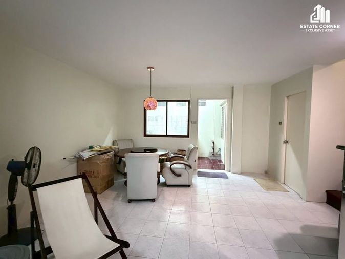2-bed townhouse for sale, 120 sqm, 19 sq wah, Thanyakan
