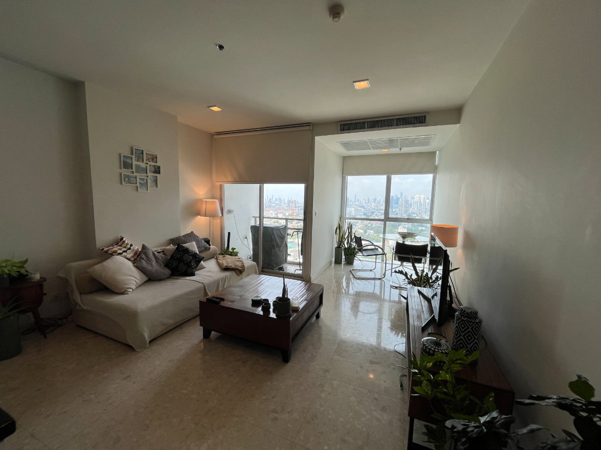picture Only condo with direct BTS access in Thonglor - 1/7