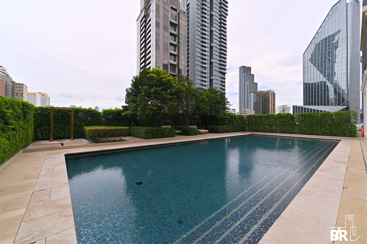 picture The Diplomat 39 near BTS Phrom Phong - 8/9