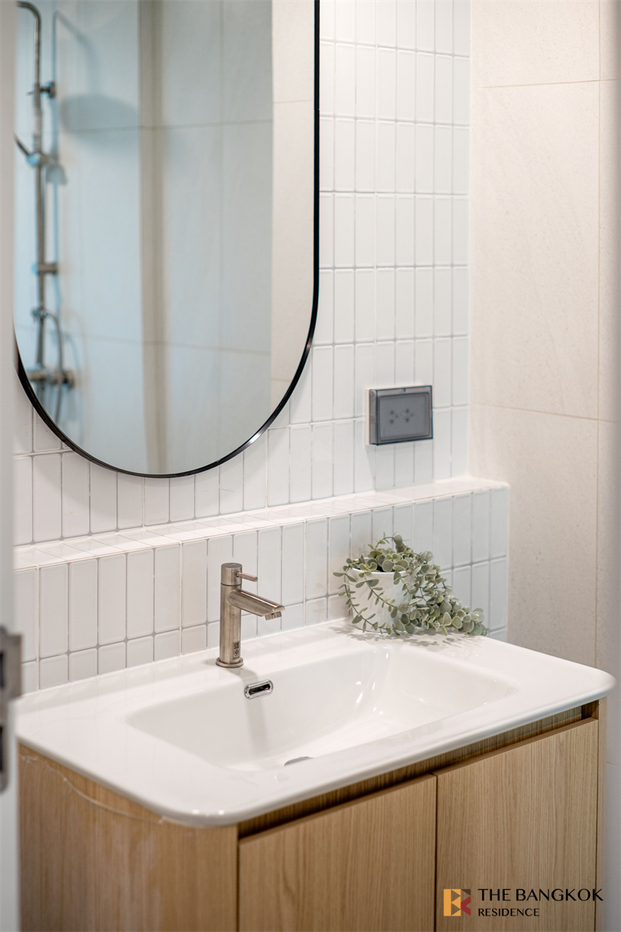 picture Voque Sukhumvit 16 Great Price, Prime Location, Dont Miss Out!! - 4/10