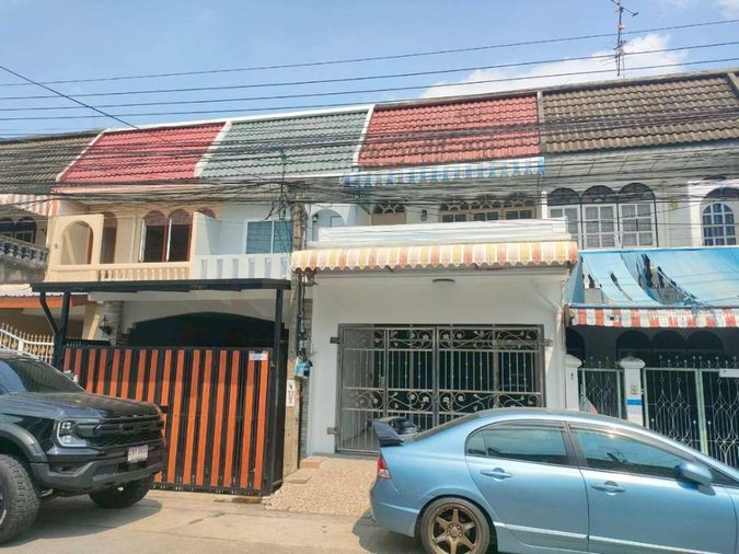 ขายทาวน์โฮม 2 ห้องนอน 72 ตร.ม. 18 ตร.ว. บ้านเสนาวิลล่า 84
