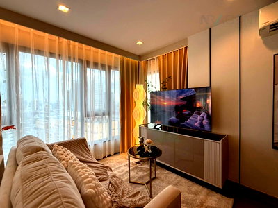 Condos for rent : For Rent Condo LIFE LADPRAO VALLEY Building 1, Floor 23,1 bed room, Room size 38 sqm