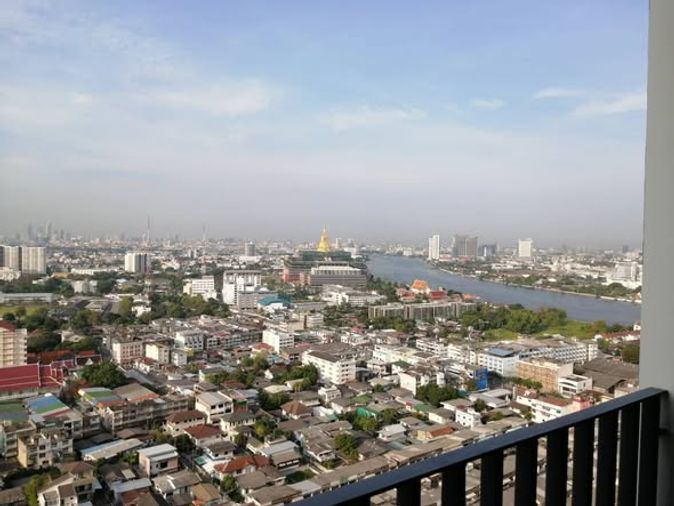 ให้เช่าคอนโด 1 ห้องนอน 36.9 ตร.ม. เดอะ ทรี อินเตอร์เชนจ์